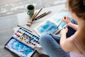 Integrating Art Therapy and Hypnosis